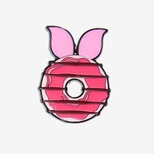 Loungefly Winnie the Pooh Enamel Pin (Piglet)
